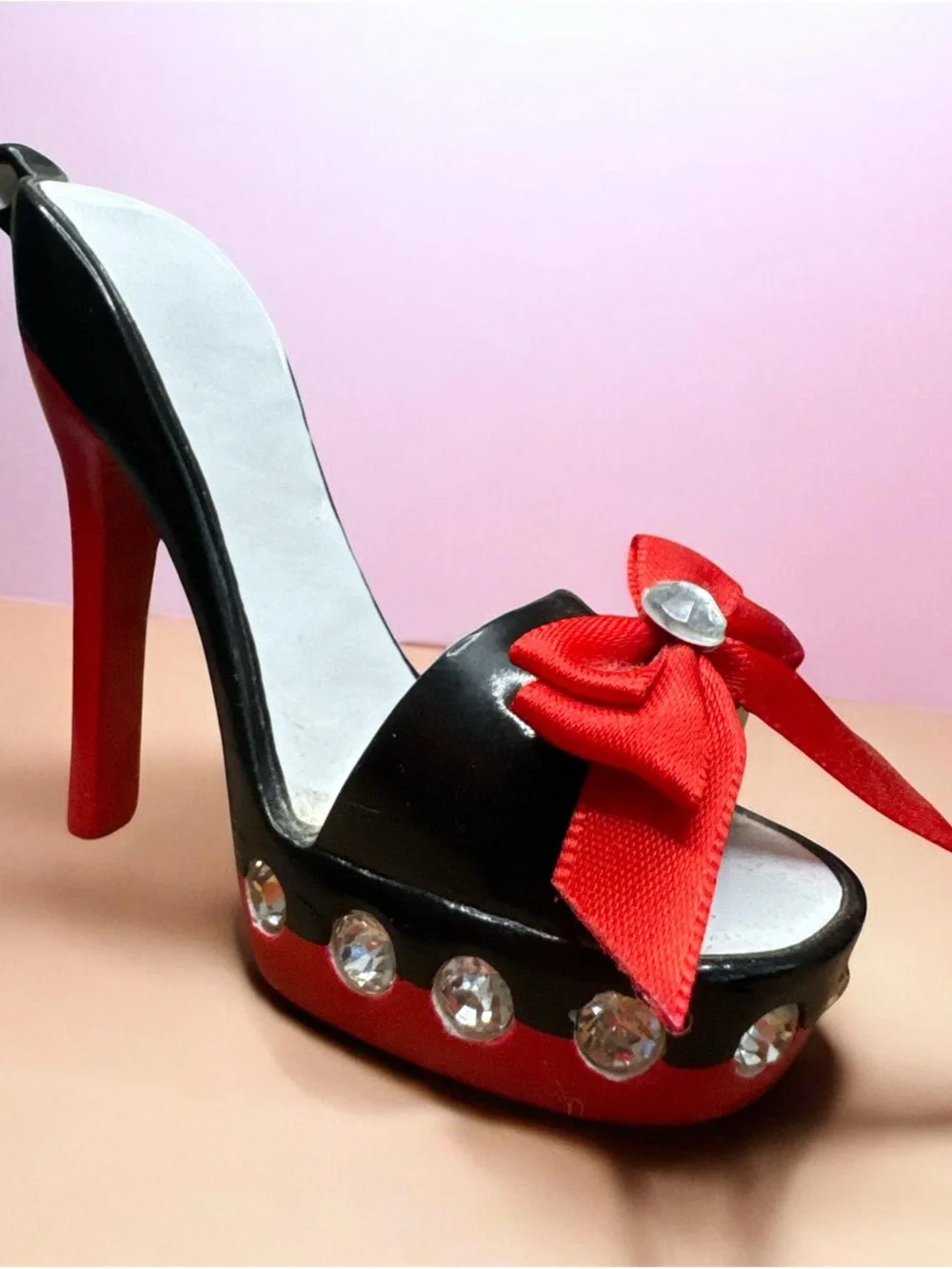 Black and Red High Heel Sandal Ornament with Decorative Bow